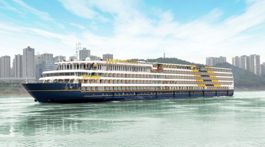 Victoria Sabrina Cruise Ship, providing luxury Yangtze River cruises