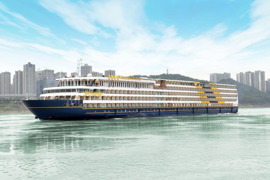 Victoria Sabrina Cruise Ship, providing luxury Yangtze River cruises