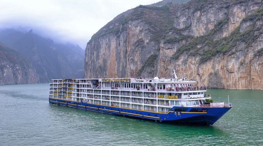 Victoria Jenna Cruise Ship