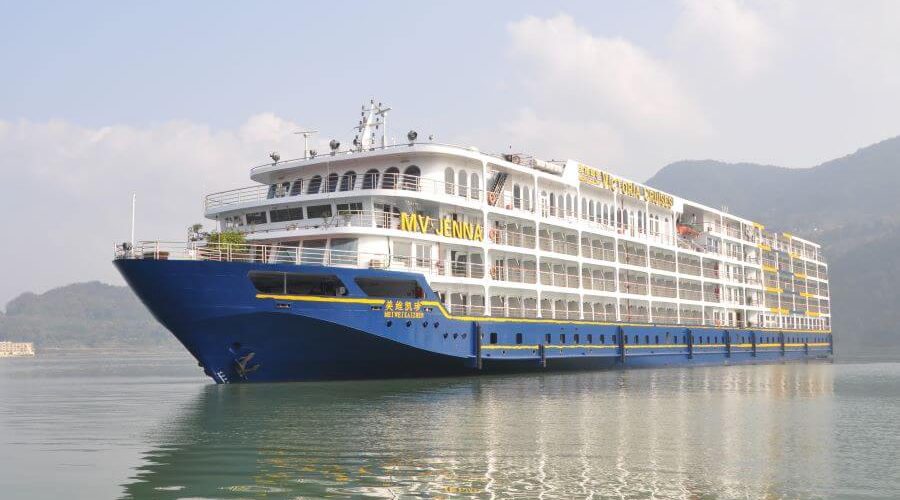 Victoria Jenna Cruise Ship