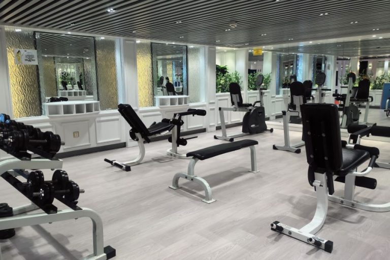Victoria Jenna - Gym